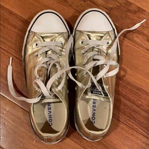 Converse silver low top shoes